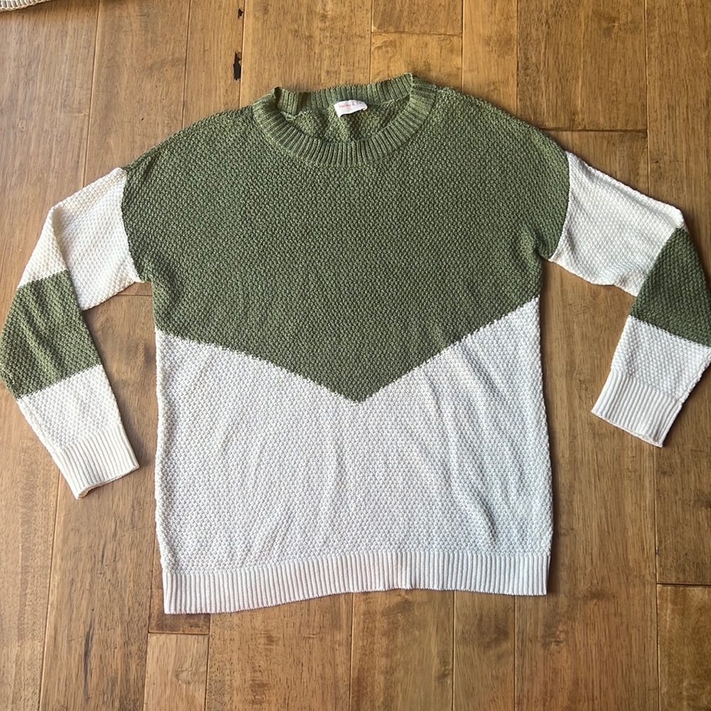 Hailey & Co Waffle-Like Textured Sweater in Medium.
